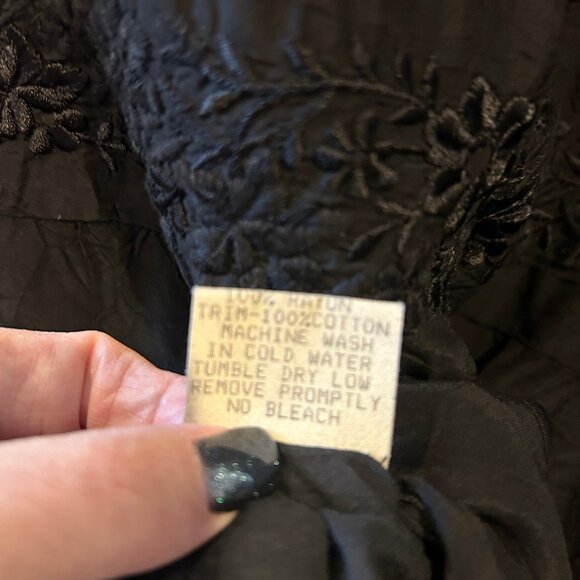 JOHNNIE WAS, RAYON BLK LONG SKIRT, MED TO LG - Picture 4 of 4